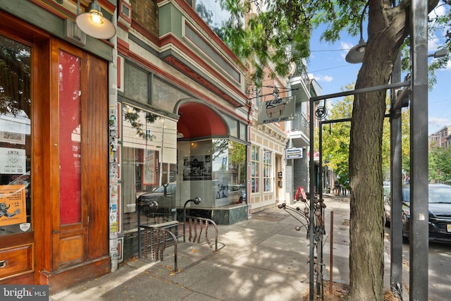 606 N 2nd St, Philadelphia, PA 19123 - exterior space