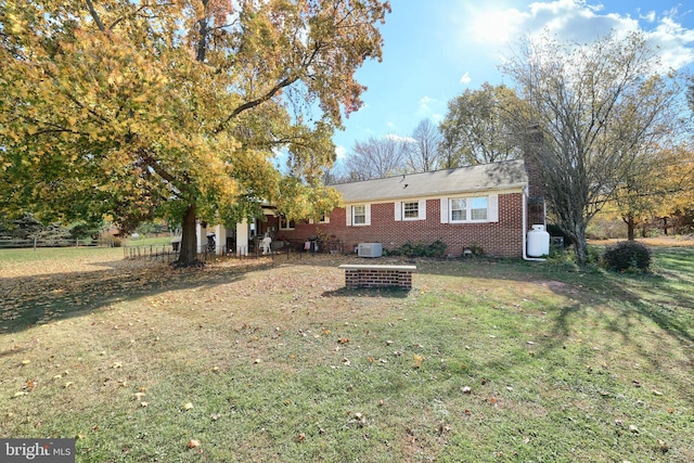 exterior space featuring a yard