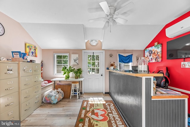 welcome area featuring ceiling fan