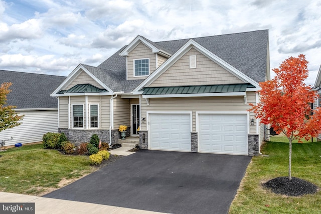 craftsman-style house with a front yard