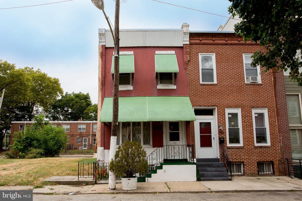 2116 N Natrona St, Philadelphia, PA 19121 - multi unit property with cooling unit and brick siding