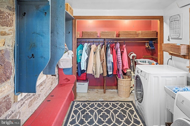 laundry room featuring washer / clothes dryer