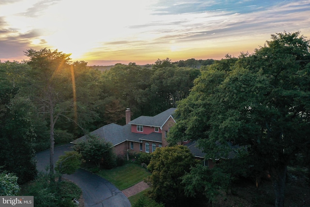 view of aerial view at dusk