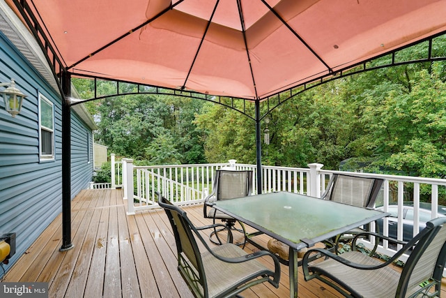 view of wooden deck