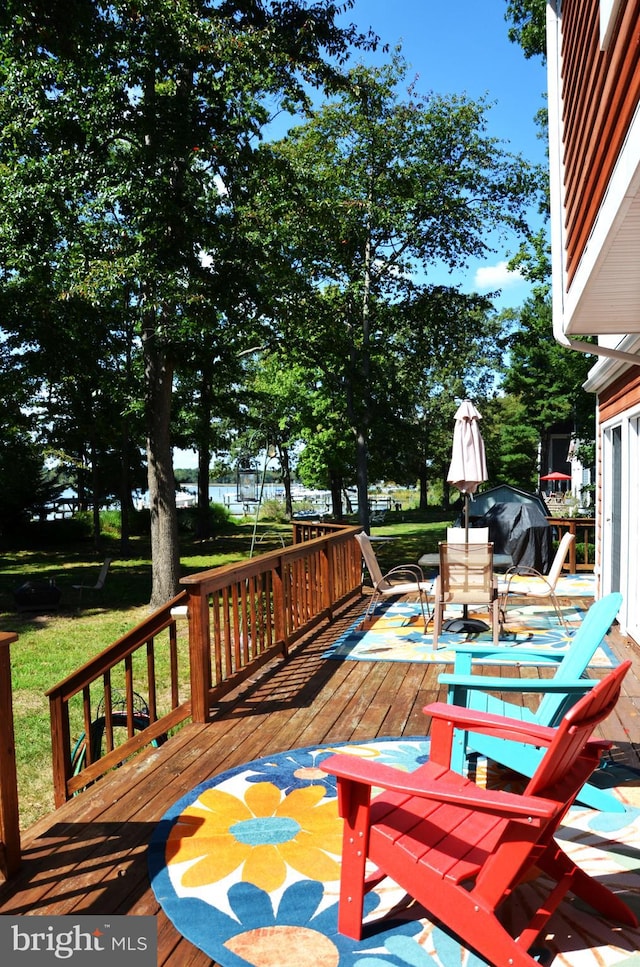 view of wooden deck