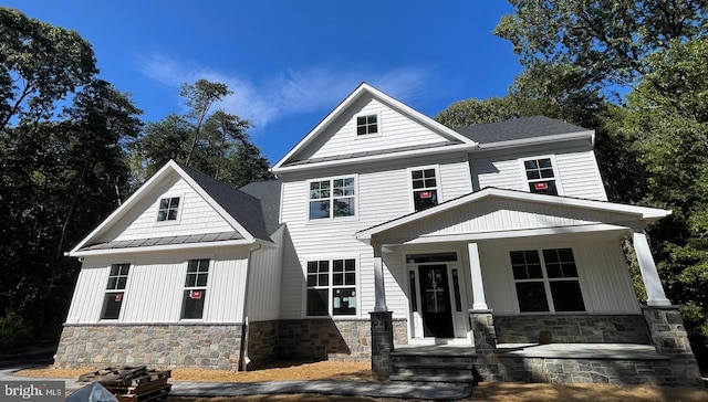 view of front facade featuring covered porch