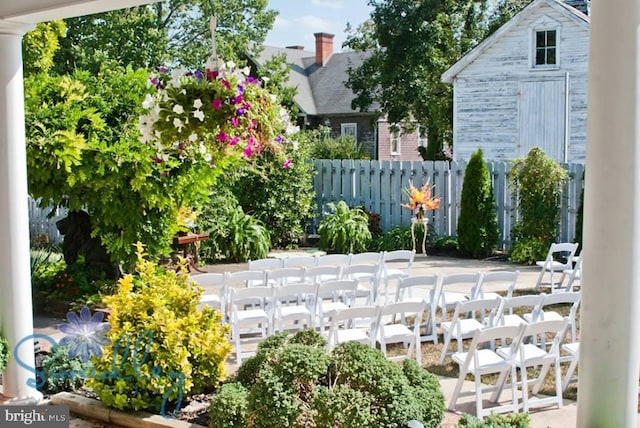 exterior space featuring a shed