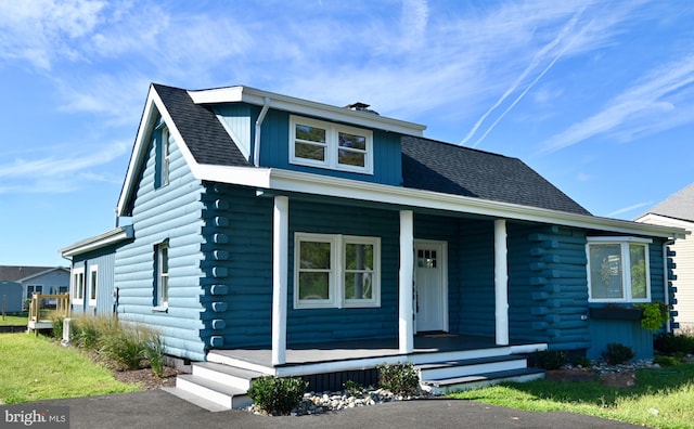 view of front facade featuring covered porch