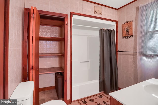 650 Bucks Church Rd, Newport, PA 17074 - full bath featuring toilet, ornamental molding, shower / tub combo with curtain, tile walls, and vanity