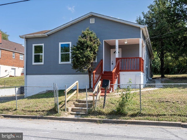 view of front of house with a front yard