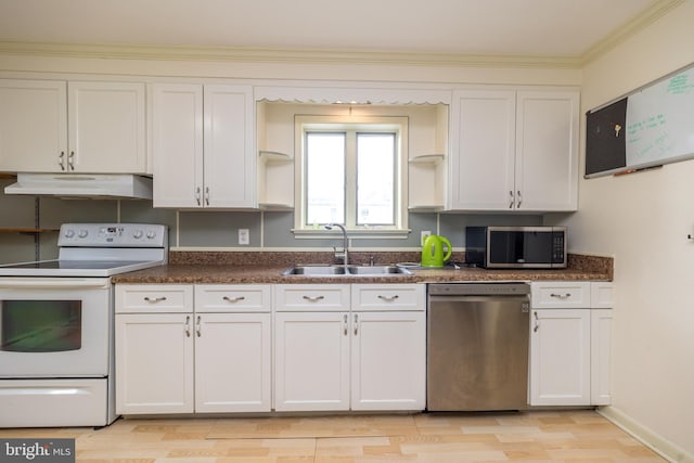 kitchen featuring sink, white cabinetry, light hardwood / wood-style flooring, appliances with stainless steel finishes, and crown molding