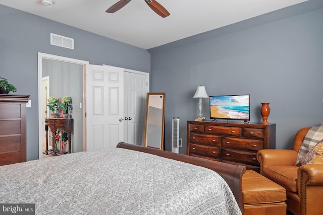 bedroom with ceiling fan