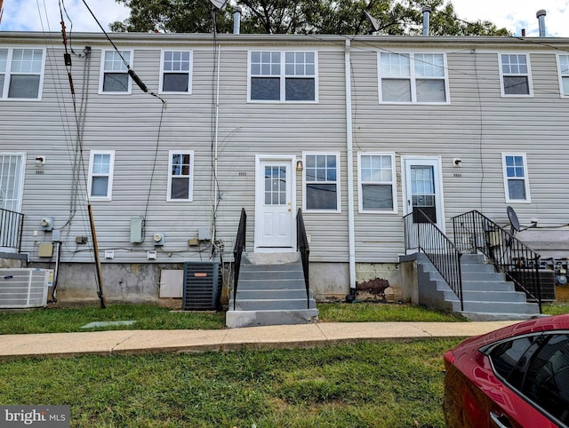 view of front of home featuring central AC