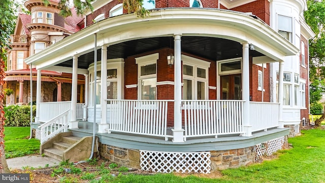 property entrance featuring covered porch