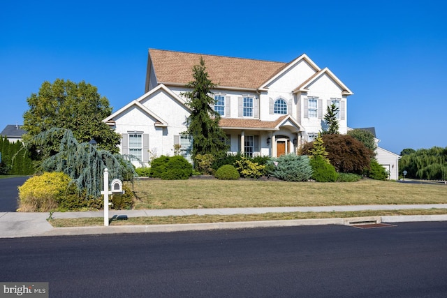 view of front of property with a front yard