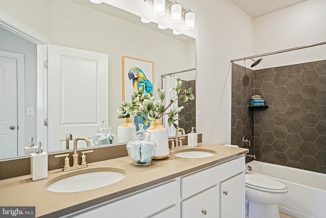 full bathroom with shower / bath combo with shower curtain, vanity, and toilet