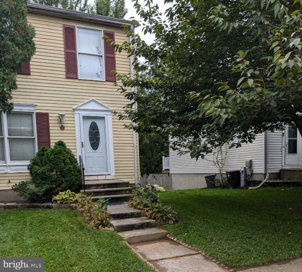 17 Craftsman, Reisterstown, MD 21136 - view of front facade with entry steps and a front yard