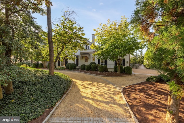 view of front of property