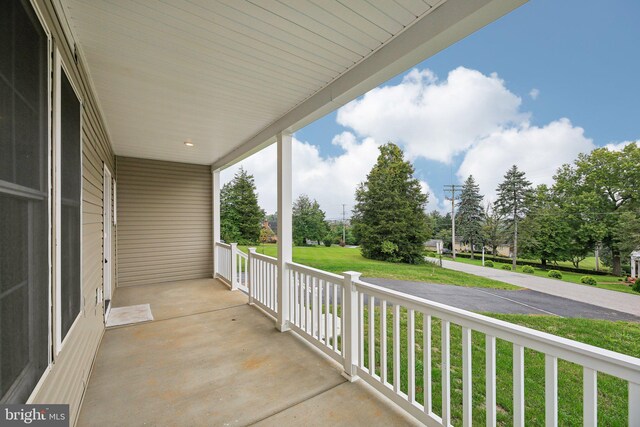 43 Bennett Ave, Westminster, MD 21157 - view of patio with a porch and aphalt driveway