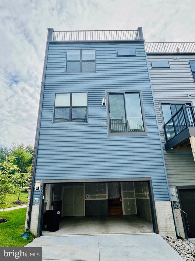 exterior space with a balcony