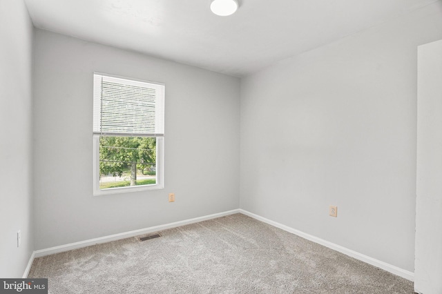 view of carpeted spare room