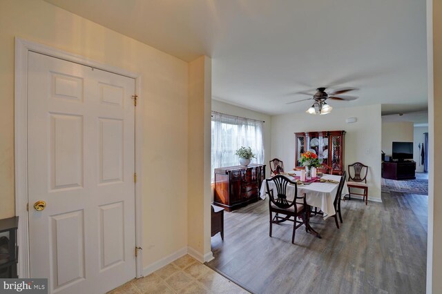 13 Kennison Ln, Dover, DE 19901 - dining area with wood finished floors, baseboards, and a ceiling fan