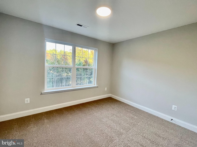 empty room with carpet