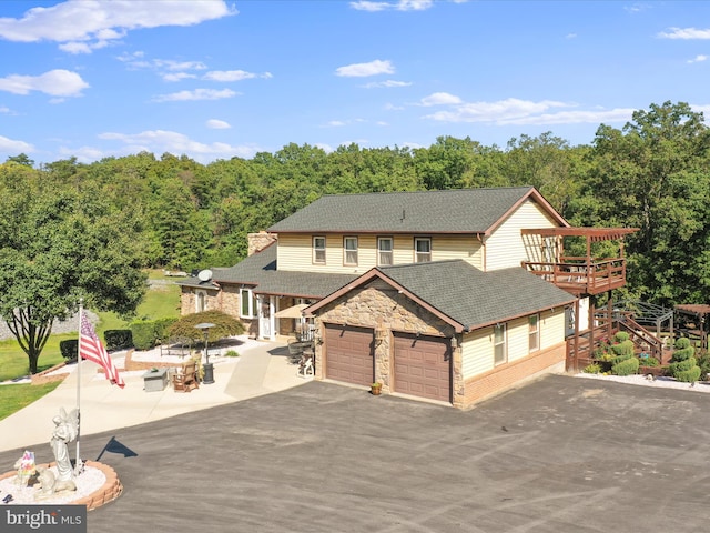 view of front of house featuring a garage