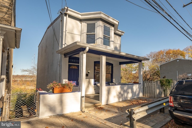 view of front facade featuring covered porch