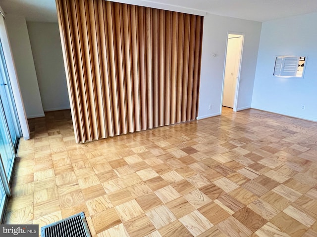 520 N Street Street SW Unit S622, Washington, DC 20024 - empty room featuring baseboards and visible vents