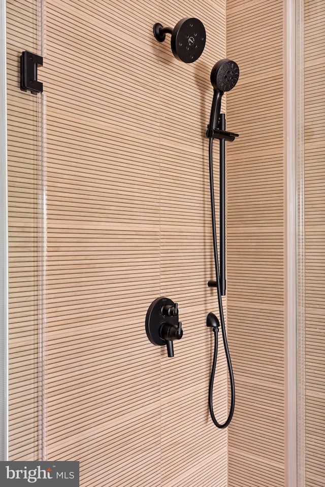 706 Latona St Unit F, Philadelphia, PA 19147 - bathroom view of tiled shower
