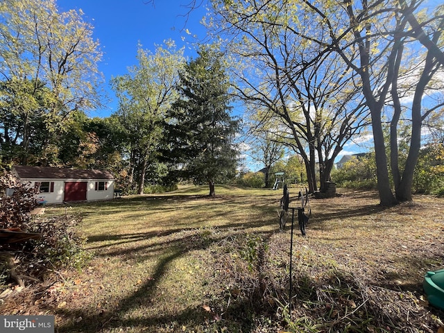 view of yard