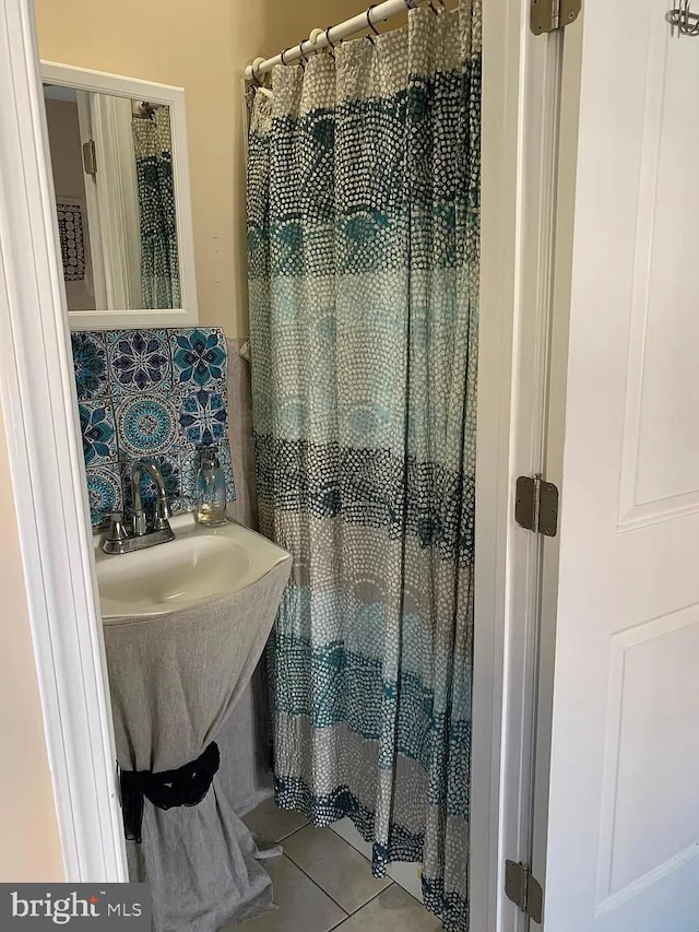 bathroom featuring tile patterned floors