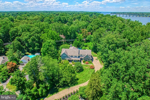 bird's eye view with a water view