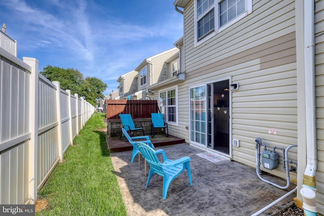 view of yard with a patio