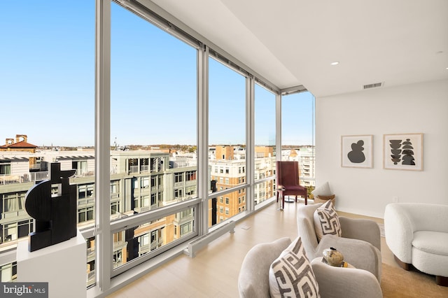 view of sunroom / solarium