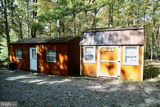 view of outdoor structure