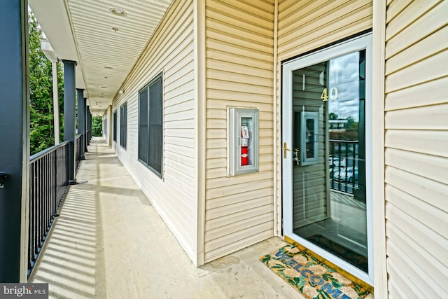 entrance to property with covered porch