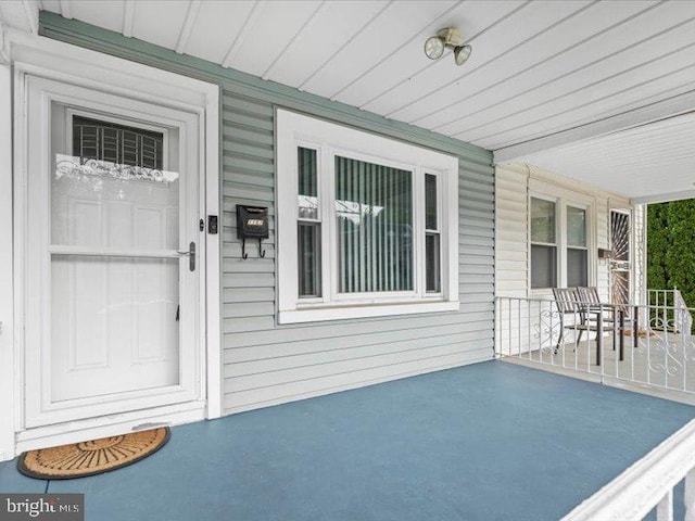 view of patio / terrace featuring covered porch