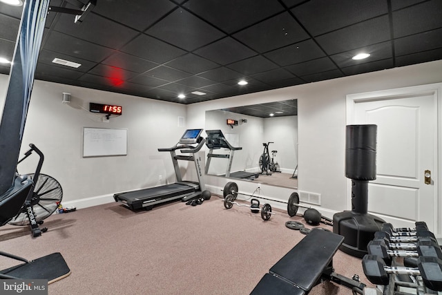 workout area with carpet flooring