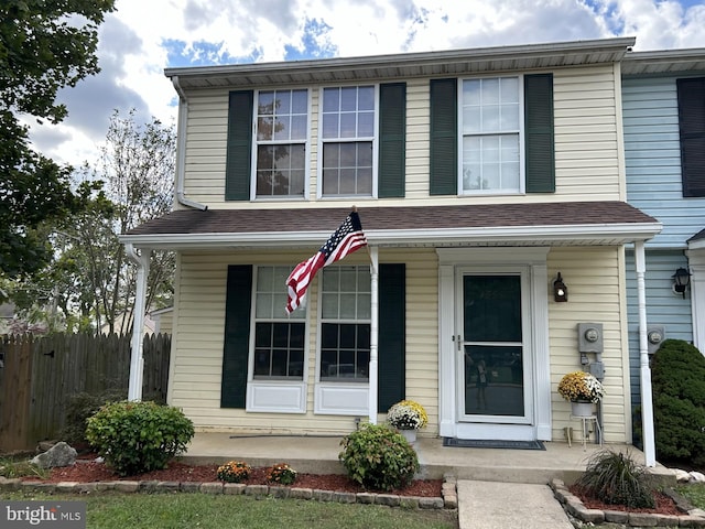 view of front of house