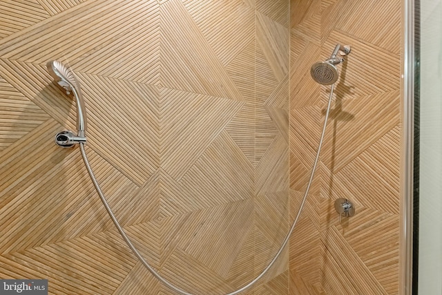 room details with walk in shower