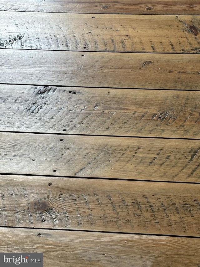 view of exterior details