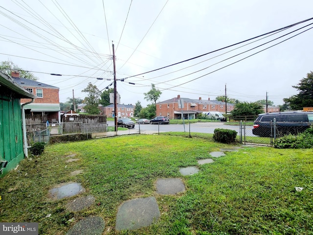 view of yard featuring fence