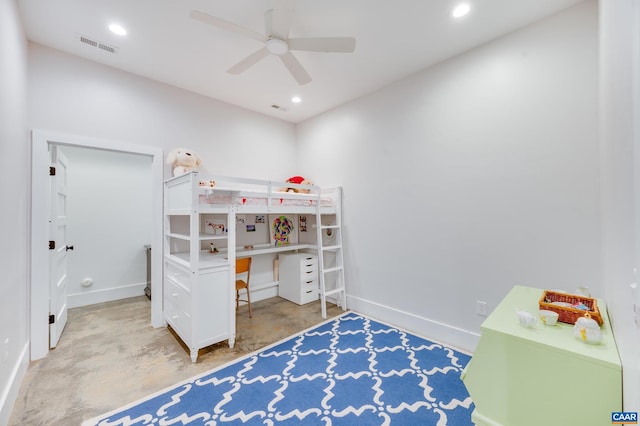 bedroom featuring ceiling fan