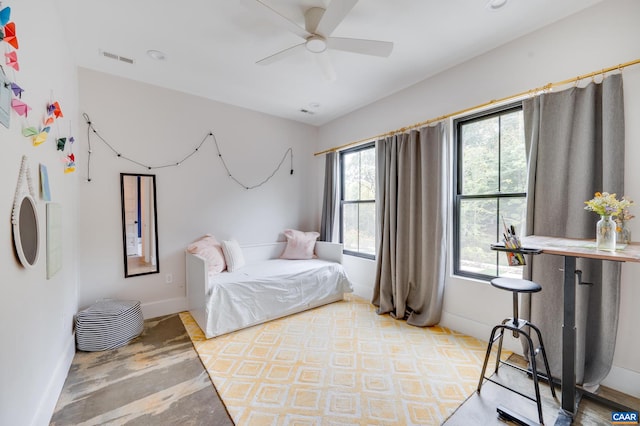 bedroom featuring ceiling fan