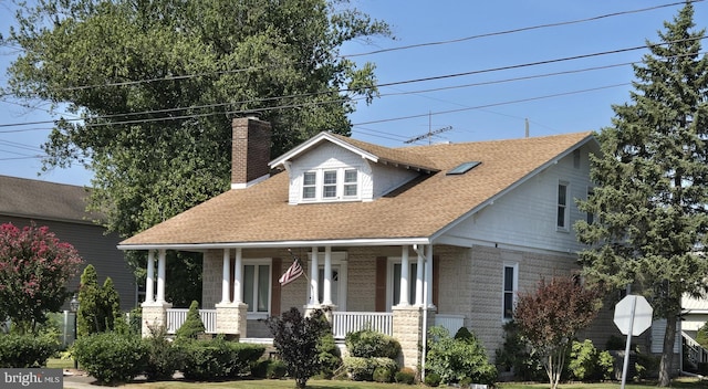 view of front of house with covered porch