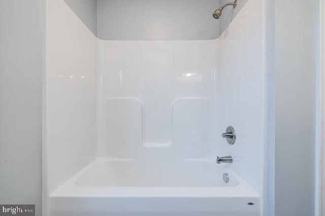 bathroom featuring shower / bath combination