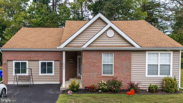 view of front of house