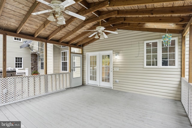 deck with ceiling fan